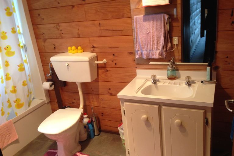 Photo of property in 20c Frederick Street, Terrace End, Palmerston North, 4410