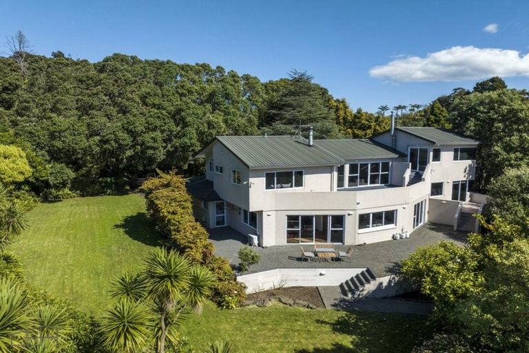 Photo of property in 212 Carter Road, Oratia, Auckland, 0604