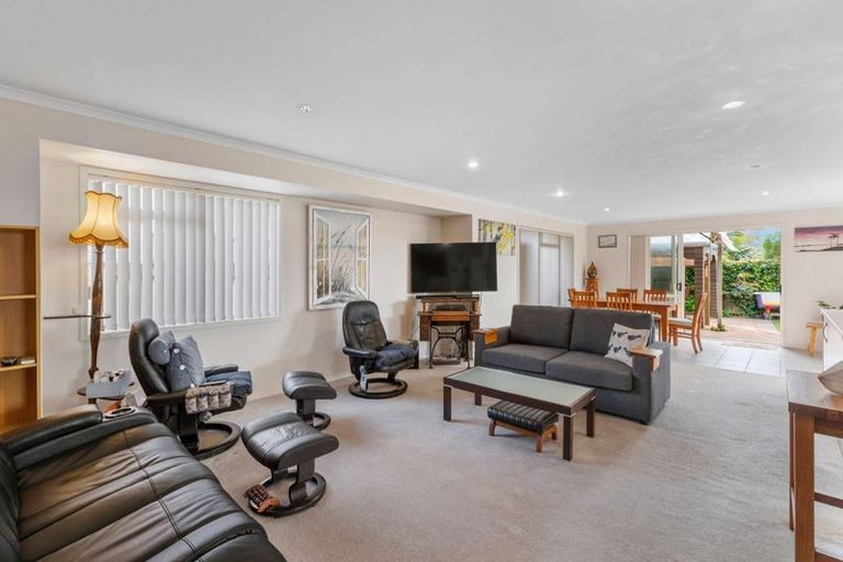 Photo of property in 2 Cresta Drive, Katikati, 3129