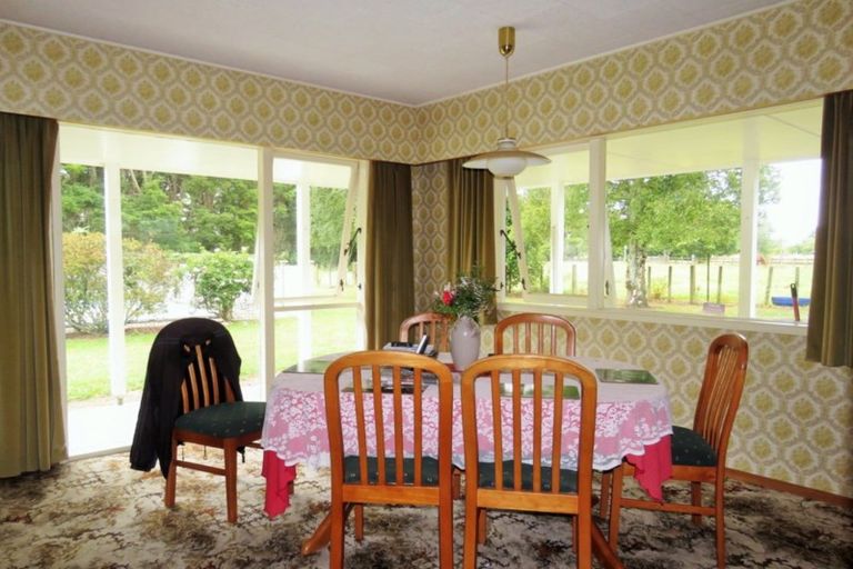 Photo of property in 194 Muhunoa Road East, Ohau, Levin, 5570