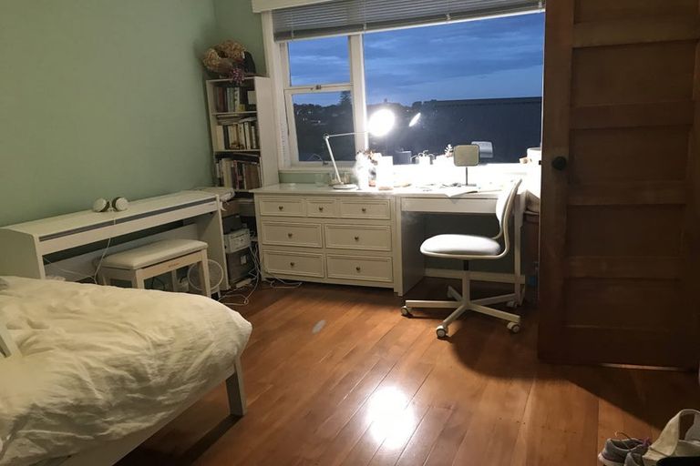 Photo of property in 3 Le Roy Terrace, Birkenhead, Auckland, 0626