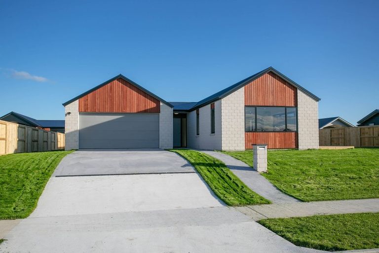 Photo of property in 28 Eagleview Rise, Welcome Bay, Tauranga, 3175