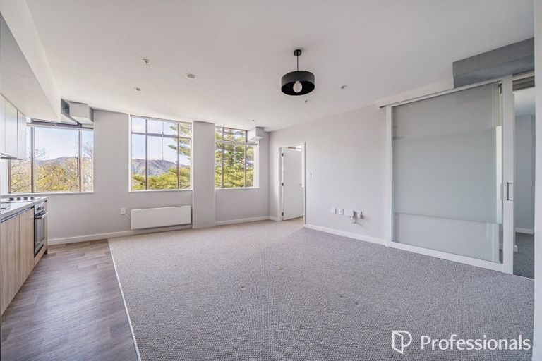 Photo of property in Unit 302,l3, 302/14 Laings Road, Hutt Central, Lower Hutt, 5010