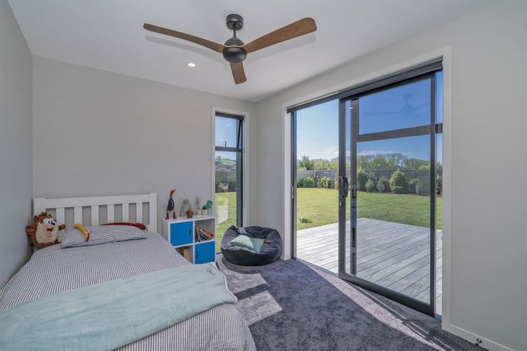 Photo of property in 19 Austin Drive, Whitianga, 3510