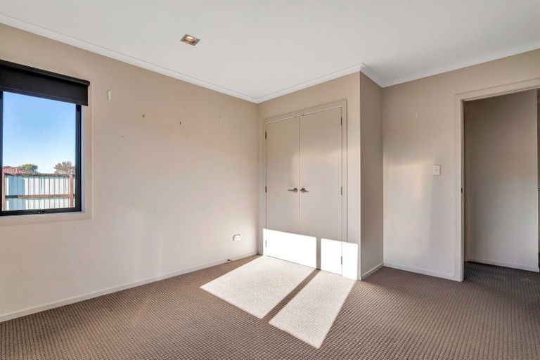 Photo of property in 40 Montague Grove, Stratford, 4332