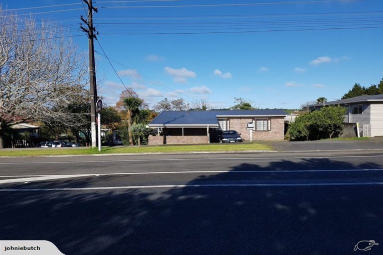 Photo of property in 351 Main Road, Huapai, Kumeu, 0810