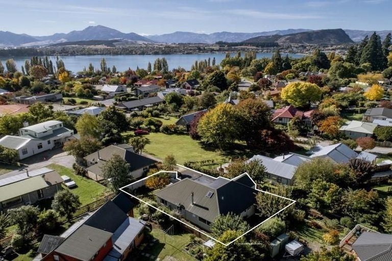 Photo of property in 9b Mill End, Wanaka, 9305