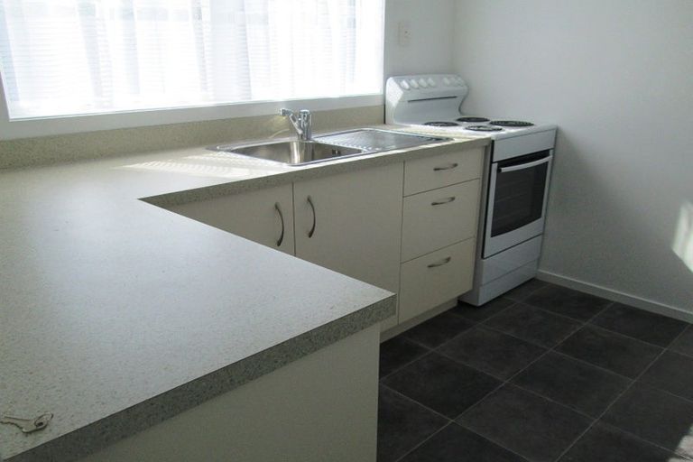 Photo of property in 4 Huia Place, Levin, 5510