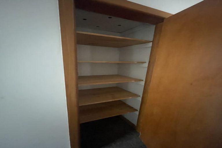 Photo of property in 12 Mawney Road, Henderson, Auckland, 0610