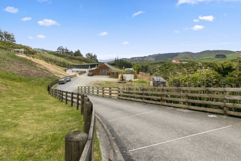 Photo of property in 51 Kaitangata Crescent, Kelson, Lower Hutt, 5010