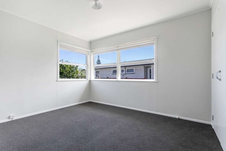 Photo of property in 49 Eastburn Street, Papakura, 2110