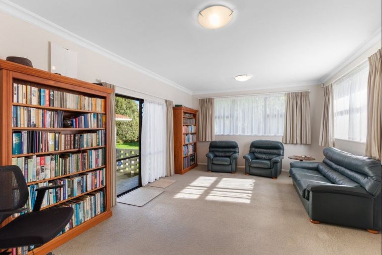 Photo of property in 26 Gladstone Road, Levin, 5571