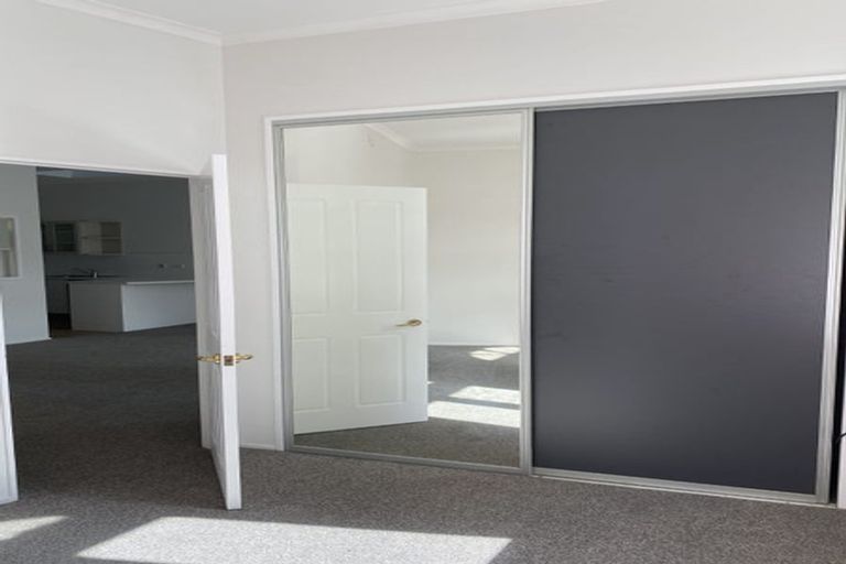 Photo of property in Vicino Apartments, 21/33 Taranaki Street, Te Aro, Wellington, 6011