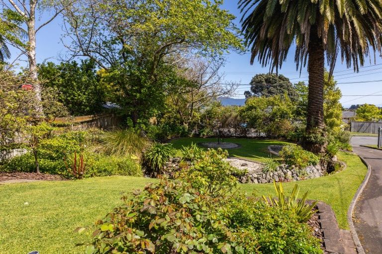 Photo of property in 33 Seddon Street, Waikanae, 5036