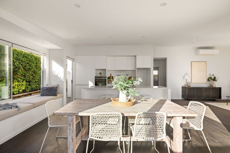 Photo of property in 29 Hugo Way, Papamoa Beach, Papamoa, 3118