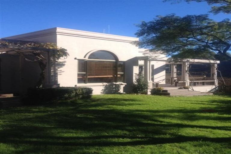 Photo of property in 2 Portchester Close, Bethlehem, Tauranga, 3110