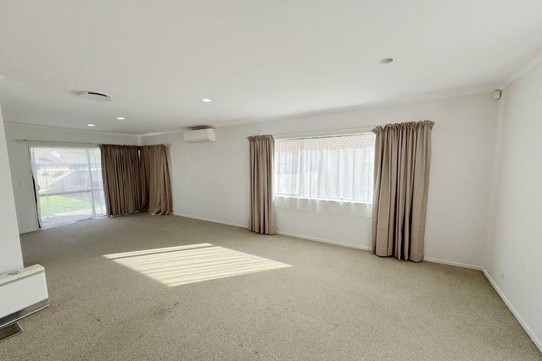 Photo of property in 10 Riplington Road, Huntington Park, Auckland, 2013