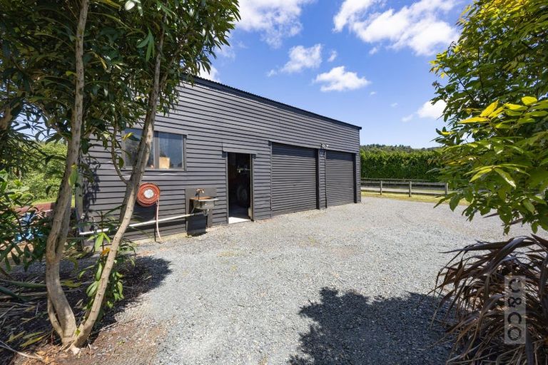 Photo of property in 83 Mount Albion Rise, Taupaki, Henderson, 0782