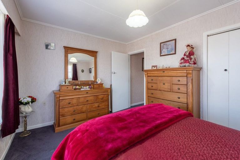 Photo of property in 5 Melrose Street, Spotswood, New Plymouth, 4310