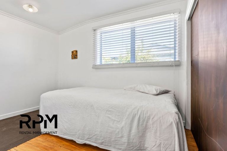 Photo of property in 84 Gover Street, New Plymouth, 4310
