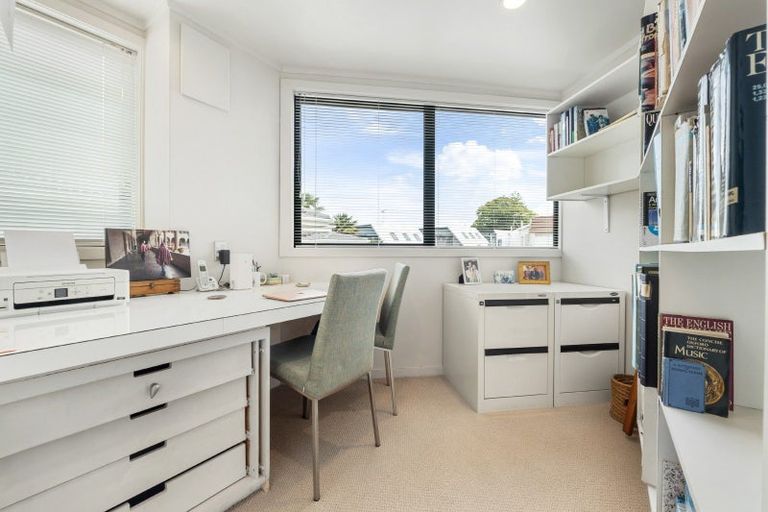 Photo of property in 2/195 Tamaki Drive, Kohimarama, Auckland, 1071