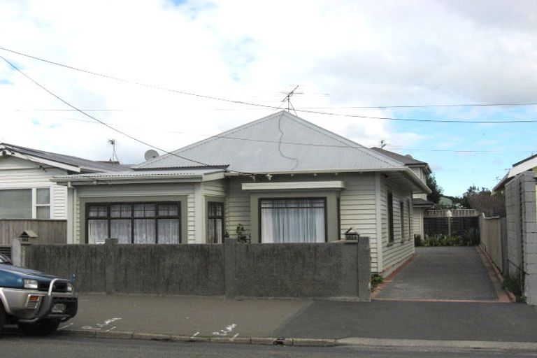 Photo of property in 182 Rongotai Road, Kilbirnie, Wellington, 6022