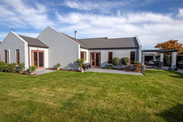 Photo of property in 5 Rembrandt Drive, Rolleston, 7614