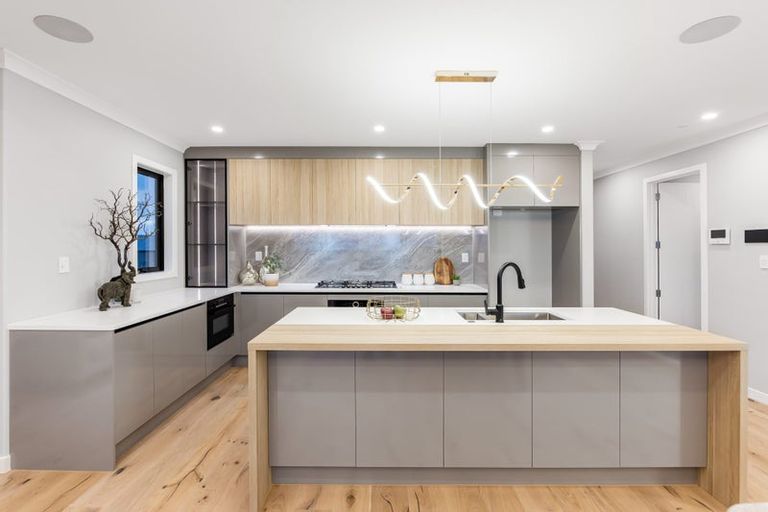 Photo of property in 49 Kumukumu Road, Long Bay, Auckland, 0630