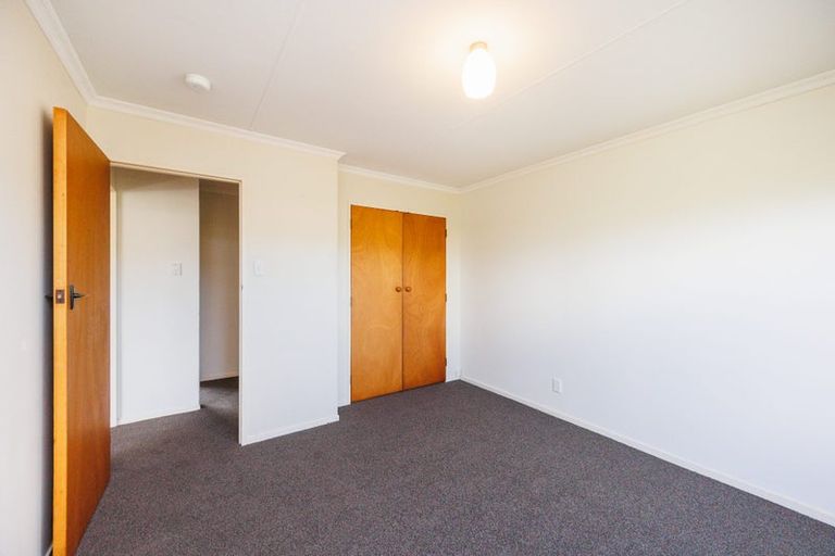 Photo of property in 5 Edgecombe Court, Roslyn, Palmerston North, 4414
