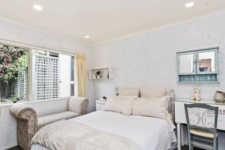 Photo of property in 71 Little John Drive, Bellevue, Tauranga, 3110