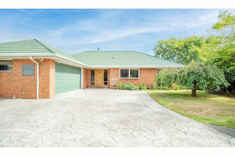 Photo of property in 25 Rempstone Drive, Halswell, Christchurch, 8025