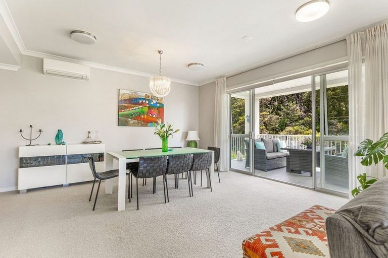 Photo of property in 24 Eaves Bush Parade, Orewa, 0931