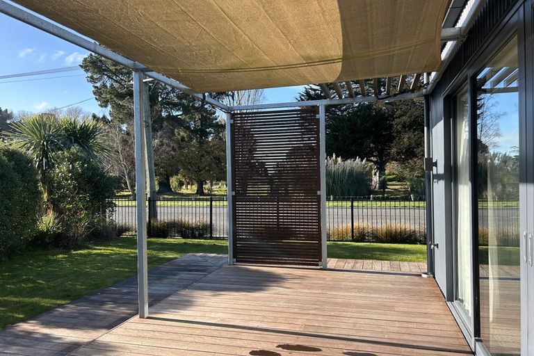 Photo of property in 286 Keyes Road, New Brighton, Christchurch, 8083