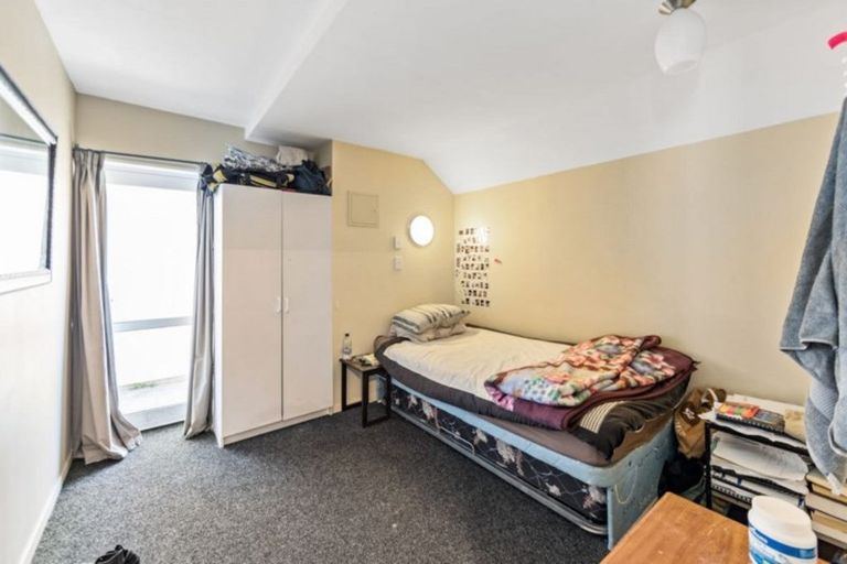 Photo of property in 50c Maunganui Road, Mount Maunganui, 3116