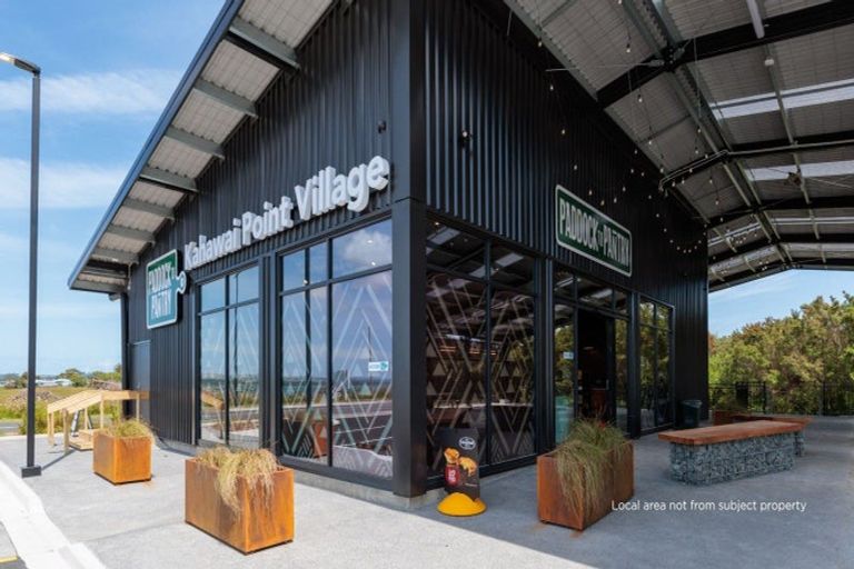 Photo of property in 65 Tahuna Minhinnick Drive, Glenbrook, 2681