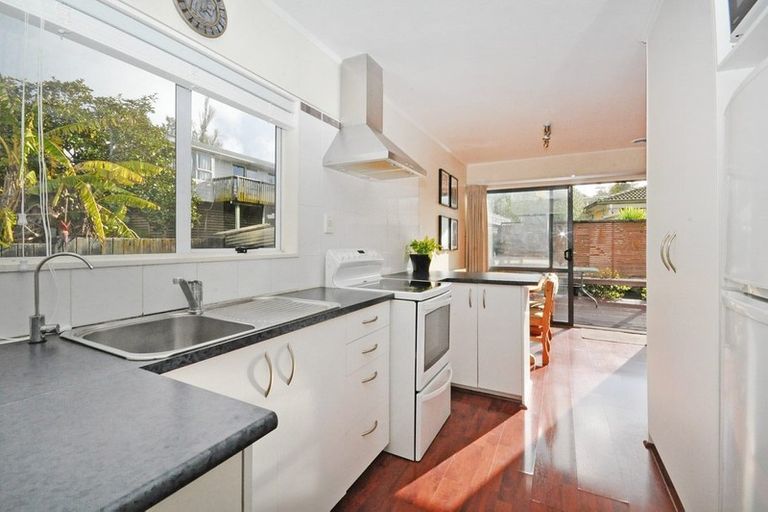 Photo of property in 176 Solar Road, Glen Eden, Auckland, 0602