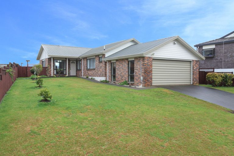 Photo of property in 7 Rosehill Place, Nawton, Hamilton, 3200