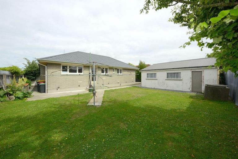 Photo of property in 14 Aileen Place, Upper Riccarton, Christchurch, 8041