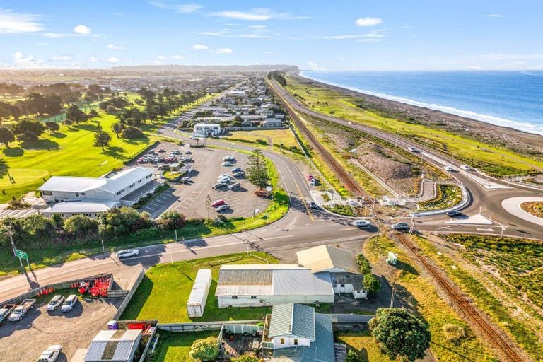 Photo of property in 245 Awatoto Road, Awatoto, Napier, 4110