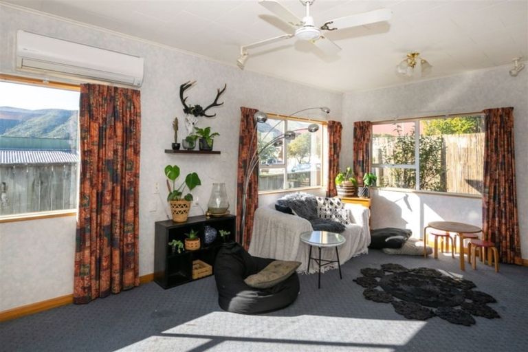 Photo of property in 14 Inglis Street, Havelock, 7100