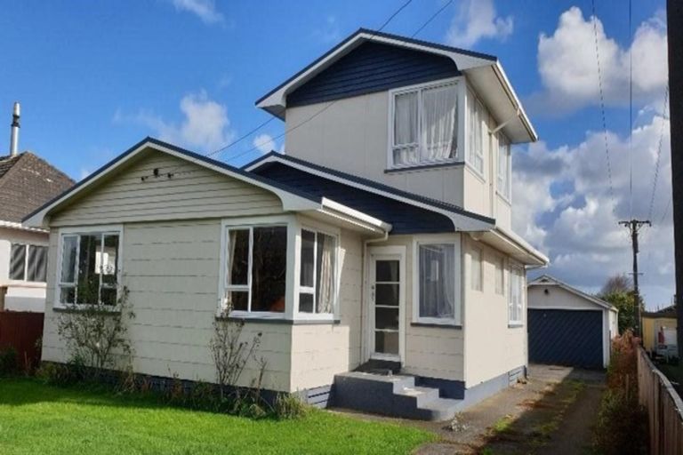 Photo of property in 167 Waihi Road, Hawera, 4610