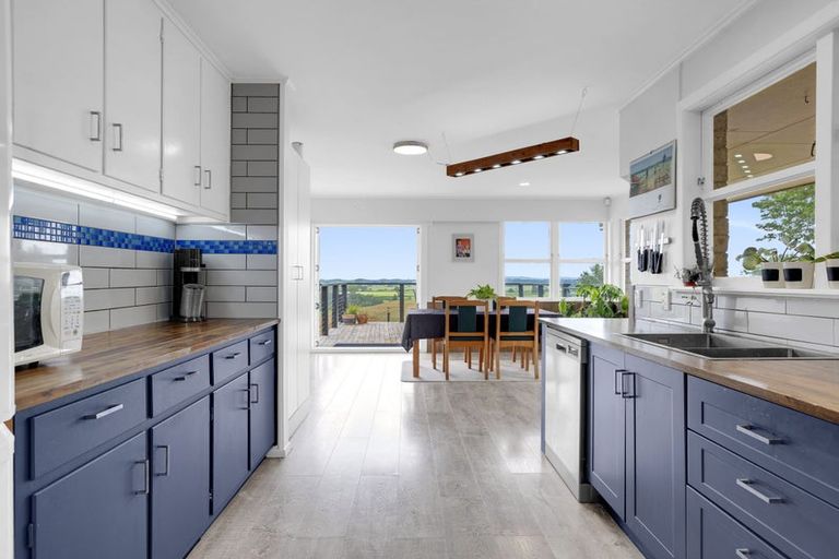 Photo of property in 112 Grove Road, Te Pahu, Hamilton, 3285