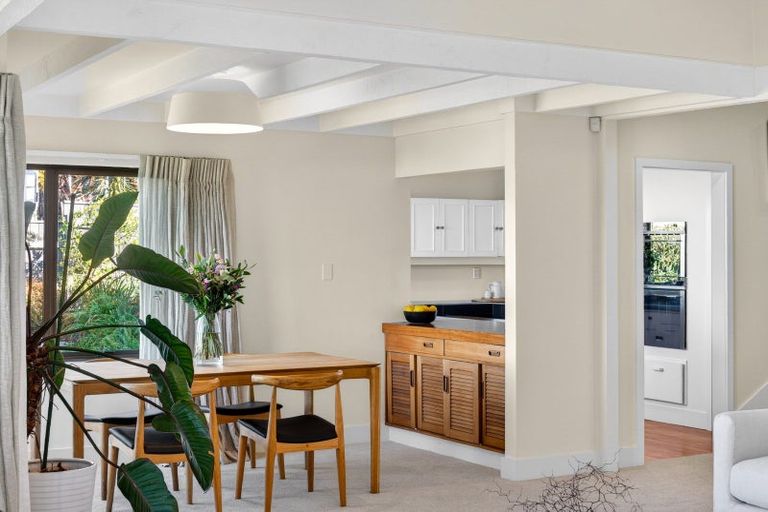 Photo of property in 9 Harvey Road, Bluff Hill, Napier, 4110