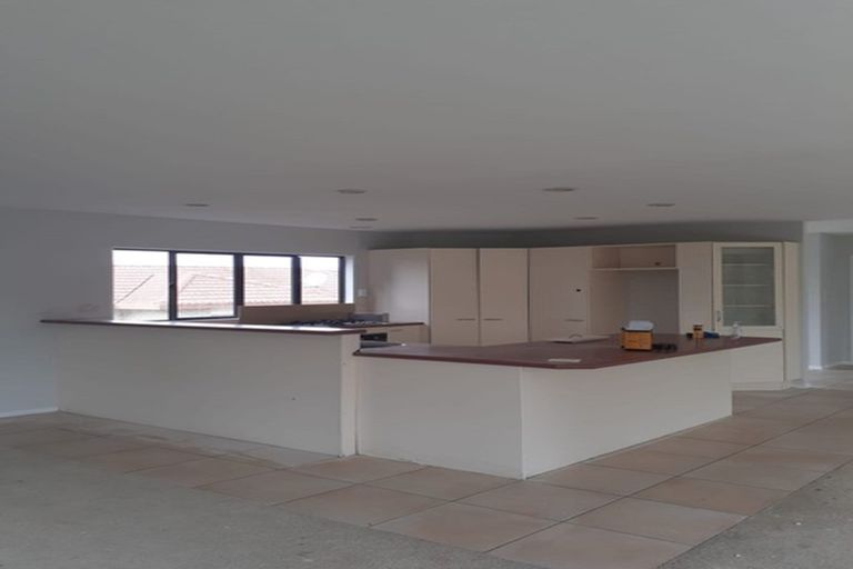 Photo of property in 5a Oakleigh Avenue, Takanini, 2112