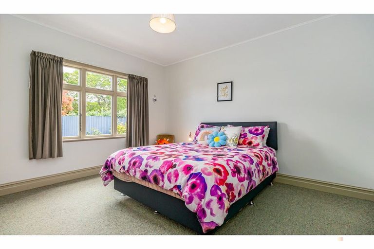 Photo of property in 42 Campbell Street, Geraldine, 7930