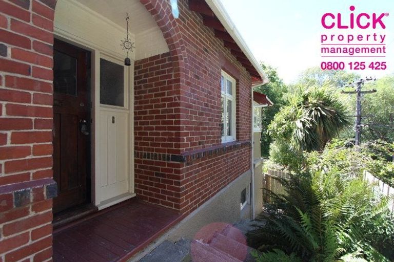Photo of property in 28 Parkhill Avenue, Mornington, Dunedin, 9011
