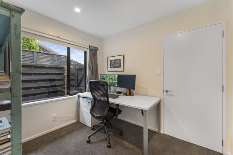 Photo of property in 28b Hamilton Avenue, Ilam, Christchurch, 8041