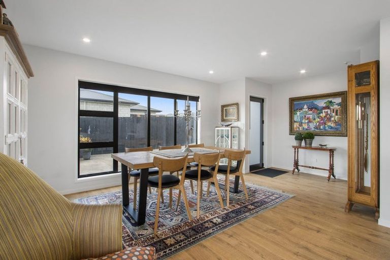 Photo of property in 13 Stingray Drive, Omokoroa, 3114