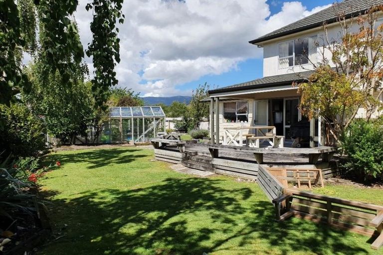 Photo of property in 23 Sandford Street, Trentham, Upper Hutt, 5018