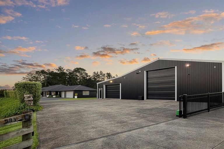 Photo of property in 583 State Highway 16, Kumeu, 0891